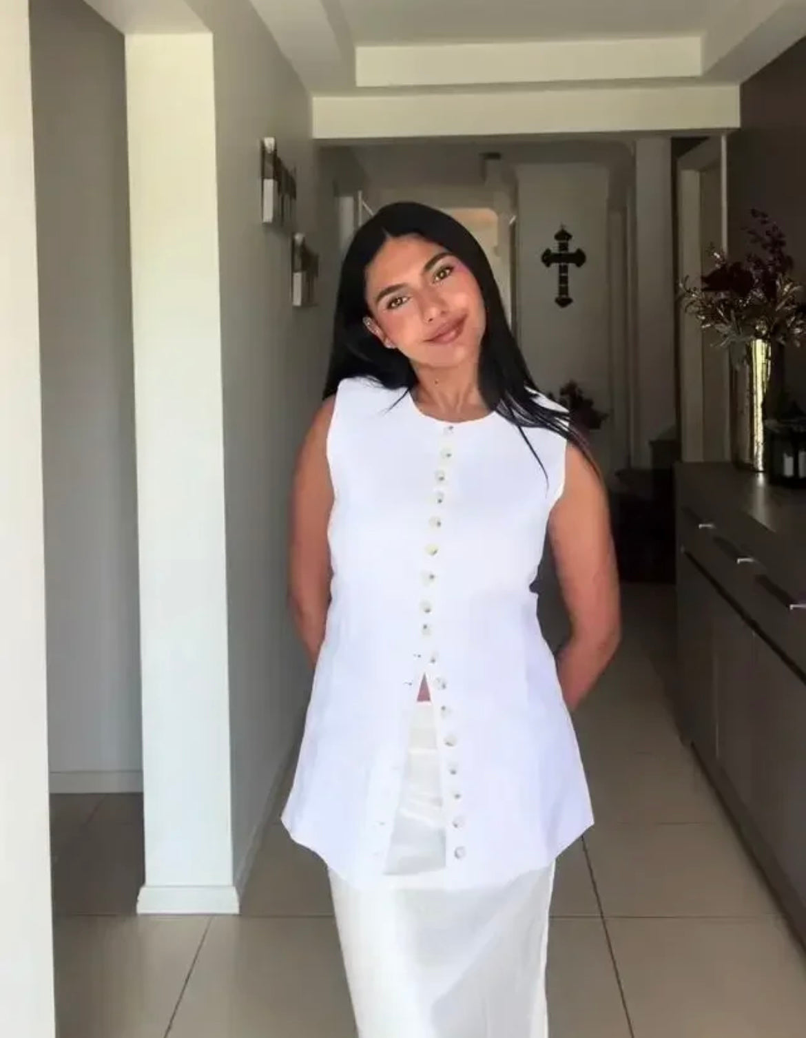 Antonella buttoned vest - House of Maye